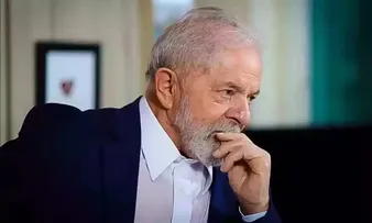 LULA VAI ESCOLHER STF AINDA EM ABRIL, DIZ COLUNISTA