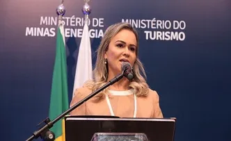 MINISTRA DO TURISMO PEDE DESFILIAÇÃO DO UNIÃO BRASIL
