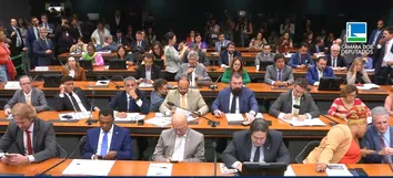 CAPITÃO ALDEN DEFENDE ENSINO CÍVICO-MILITAR NA CÂMARA