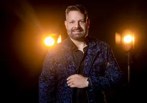 CANTOR DANNIEL VIEIRA LANÇA NOVOS SINGLE E CLIPE