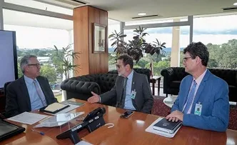 COMITIVA DA UFBA VAI A BRASÍLIA EM BUSCA DE PARCERIAS E RECURSOS
