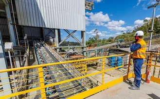 MINERAÇÃO INVESTIU R$ 3,2 BI E GEROU EMPREGOS MAIS DE 14 MIL EMPREGOS NA BAHIA