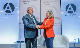 LULA TEM ENCONTRO COM PRESIDENTE ESPANHOL E REI FELIPE VI