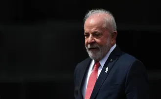 LULA CHEGA À ESPANHA NESTA TERÇA E TEM ENCONTRO COM EMPRESÁRIOS