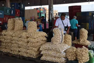 MERCADOS DA BAHIA TERÃO HORÁRIO ESPECIAL NO FERIADO DO DIA DO TRABALHO; VEJA