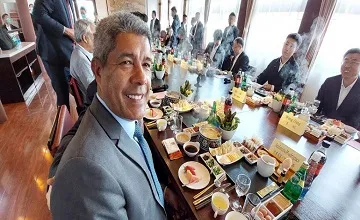 JERÔNIMO RODRIGUES: UM GOVERNADOR QUE  GOSTA DE POLÍTICA E ATUA POLITICAMENTE
