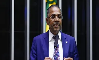 DEPUTADO BAIANO USA VERBA PÚBLICA PARA OBRA DE ÁREA PRIVADA