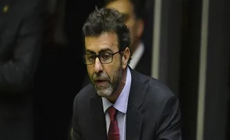 FREIXO TENTA CONVENCER SENADORES SOBRE 5% DO SISTEMA S