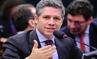 MINISTRO CONFIRMA LANÇAMENTO DE NOVA REFORMA AGRÁRIA EM CARÁTER EMERGENCIAL