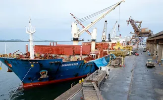 BALANÇA COMERCIAL DE ABRIL TEM SUPERÁVIT DE US$ 8,225 BILHÕES
