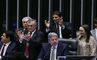 COM 372 VOTOS, CÂMARA APROVA TEXTO-BASE DO NOVO MARCO FISCAL