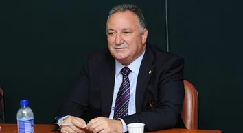 EX-DEPUTADO FEDERAL RONALDO CARLETTO ASSUME AVANTE NA BAHIA
