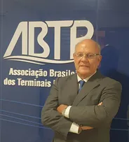 ATUAÇÃO MARCANTE NO SETOR PORTUÁRIO BRASILEIRO