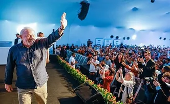 FORA DE EVENTO COM LULA, MST ACUSA RUI DE VETAR ENTRADA; MINISTRO DESMENTE