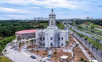 CONSTRUÇÃO DE IGREJA CHAMA ATENÇÃO EM SALVADOR; VEJA