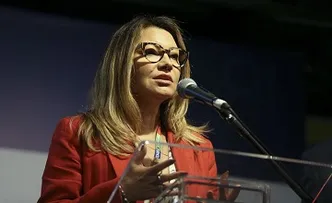JANJA LULA DA SILVA SE ENCONTRA COM EMBAIXADORA DA ONU
