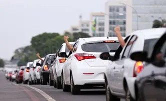 MOTORISTAS POR APLICATIVO ANUNCIAM PARALISAÇÃO