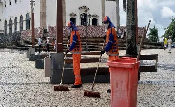 DIA DOS GARIS E MARGARIDAS É COMEMORADO EM SALVADOR; VEJA