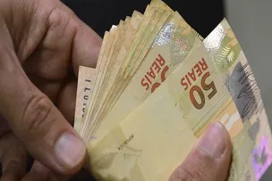 INADIMPLÊNCIA AUMENTA ENTRE AS FAMÍLIAS NO BRASIL; APONTA PEIC