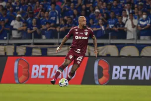 FELIPE MELO REBATE CRITICAS E DIZ QUE AMBIENTE NO FLUMINENSE É BOM