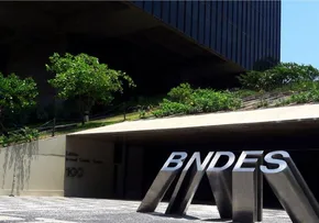 BNDES DEBATE PROJETOS VOLTADOS À SUSTENTABILIDADE