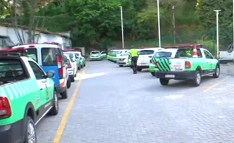AGENTES DA TRANSALVADOR FAZEM PROSTESTO NA CAPITAL BAIANA
