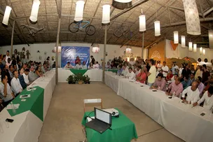 EM BARREIRAS, GOVERNADOR TEM AGENDA  COM PRESIDENTES DE CONSÓRCIOS