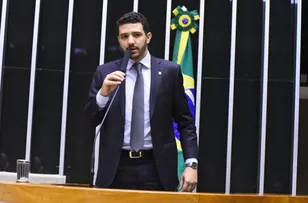 NETO CARLETTO DEFENDE CRIAÇÃO DE LINHA DE CRÉDITO ESPECIAL PARA MOTOTAXISTAS