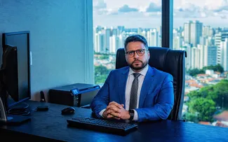 GOVERNOS E EMPRESAS TÊM ATÉ O FINAL DESTE ANO PARA SE ADEQUAREM À NOVA LEI DE LICITAÇÕES