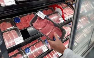 QUEDA NO PREÇO DAS CARNES AJUDA BARATEAR CUSTOS COM ALIMENTAÇÃO; APONTA IBGE