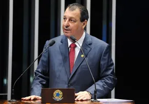 OMAR AZIZ DIZ QUE FAZENDA NÃO QUER ATRASAR ARCABOUÇO FISCAL