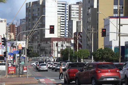 CENTRAL DE COMANDO VIRTUAL IRÁ MONITORAR SEMÁFOROS DE SALVADOR