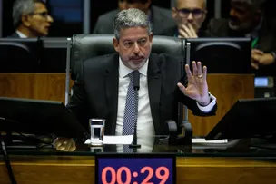 LIRA DEVE COMEÇAR ANÁLISE DA REFORMA TRIBUTÁRIA EM PLENÁRIO HOJE, PARA ACELERAR VOTAÇÃO ATÉ SEXTA