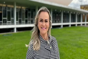 EX-MINISTRA DO TURISMO PODERÁ SER VICE-LÍDER DO GOVERNO LULA; ENTENDA