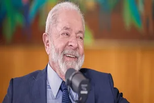 CONFIANÇA DOS BRASILEIROS NA FIGURA DO PRESIDENTE DA REPÚBLICA ATINGE MAIOR NÍVEL EM 10 ANOS