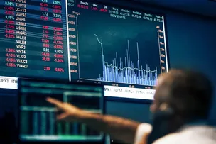 CONFIRA COMO FOI O DIA NA BOLSA DE VALORES DESTA QUINTA; BANCOS E PETROLEIRAS PUXAM IBOVESPA PARA CIMA