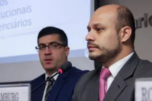 PRESIDENTE INTERINO DO INSS É DEMITIDO APÓS ACUSAÇÕES ENVOLVENDO "FARRA DE PASSAGENS"