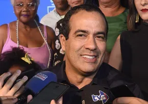BRUNO REIS AUTORIZA ESTUDO PARA VIABILIZAR CAMPO DE FUTEBOL AMERICANO EM SALVADOR