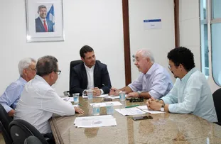 GOVERNO FEDERAL DISCUTE SITUAÇÃO DAS FERROVIAS NA BAHIA