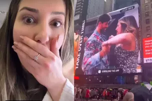 VÍDEO DE CARA DE SAPATO E AMANDA É TRANSMITIDO NA TIMES SQUARE EM NOVA YORK APÓS CAMPANHA DE FÃS