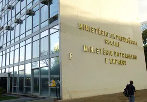 OPERAÇÃO RESGATA TRABALHADORES EM SITUAÇÃO ANÁLOGA Á ESCRAVIDÃO EM FAZENDA DE EX-PREFEITO DE INTERIOR DA BAHIA; SAIBA MAIS