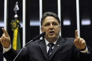 ANTHONY GAROTINHO É INTERNADO NO RIO DE JANEIRO