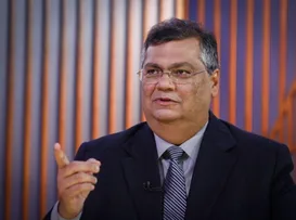 NOVO DECRETO PRESIDENCIAL PROIBE CLUBES DE TIROS 24H PERTO DE ESCOLAS