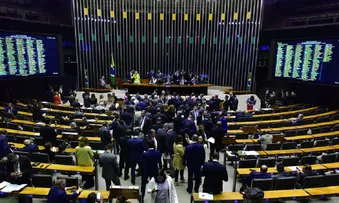 CÂMARA APROVA TEXTO-BASE DO CARF