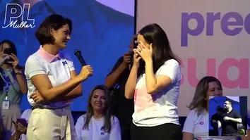 MICHELLE BOLSONARO SOFRE ONDA DE ATAQUES APÓS PEDIR PARA DEPUTADA REMOVER PROTÉSE OCULAR