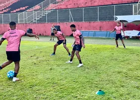 VITÓRIA FAZ TÁTICO E TÉCNICO EM PENÚLTIMO TREINO ANTES DE JOGO DECISIVO CONTRA O BOTAFOGO-SP