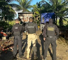 PF REALIZA OPERAÇÃO CONTRA GRUPO QUE DESVIAVA INSUMOS AGRÍCOLAS