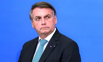 RELÓGIO LEILOADO NOS EUA TEM O MESMO NÚMERO DA SÉRIE DO CHOPARD DADO PELA ARÁBIA A BOLSONARO