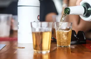 ÁLCOOL CAUSOU 124,5 INTERNAÇÕES A CADA 100 MIL HABITANTES BAIANOS EM 2021