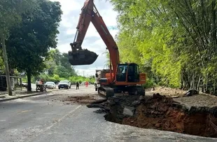 APÓS CRATERA, ESTRADA DO DERBA ACUMULA 11 DIAS DE INTERDIÇÃO